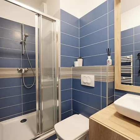 Drum With Parking شقة بودابست